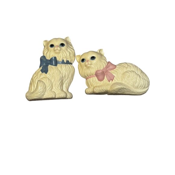 Vintage Homco Cat Wall Hangings With Bows - Set Of 2 Resin Decorations - Picture 1 of 4